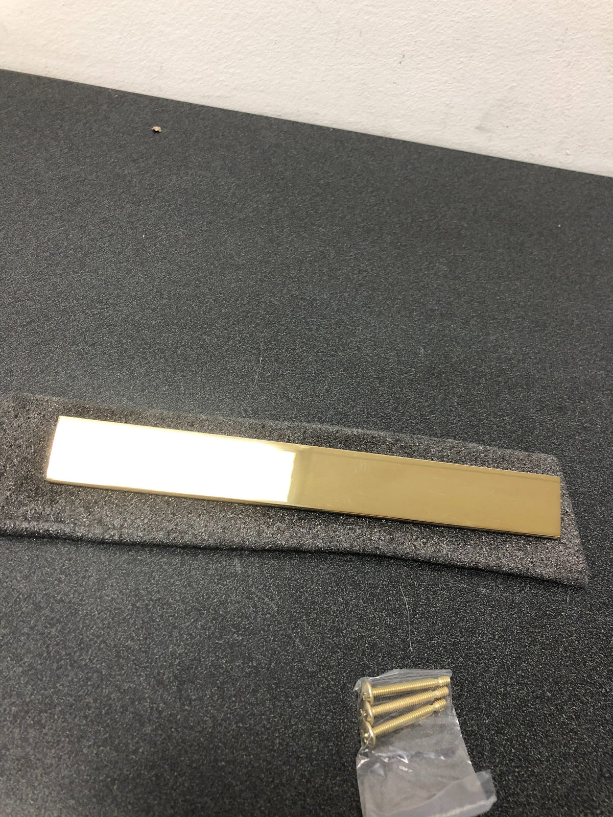 Alno A970-8-PB/NL Tab 8-1/2 Inch Long Finger Cabinet Pull - Unlacquered Brass