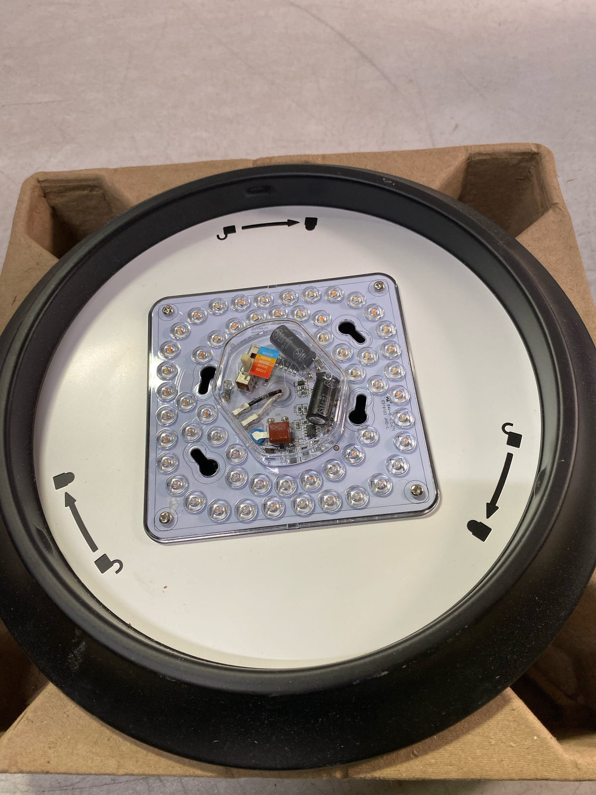 Hampton bay HB1022C-5CCT-34 Stetson 11 in. 1-Light Satin Bronze Integrated LED Selectable CCT Ceiling Flush Mount with Frosted White Glass Diffuser