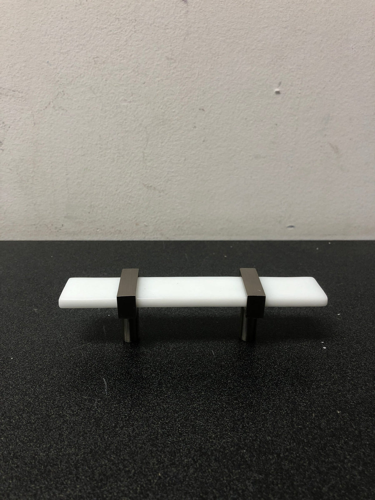 Sietto P-1901-5.5-SN Adjustable Center to Center 5-1/2 Inch Long Handle Cabinet Pull with White Glass - Satin Nickel