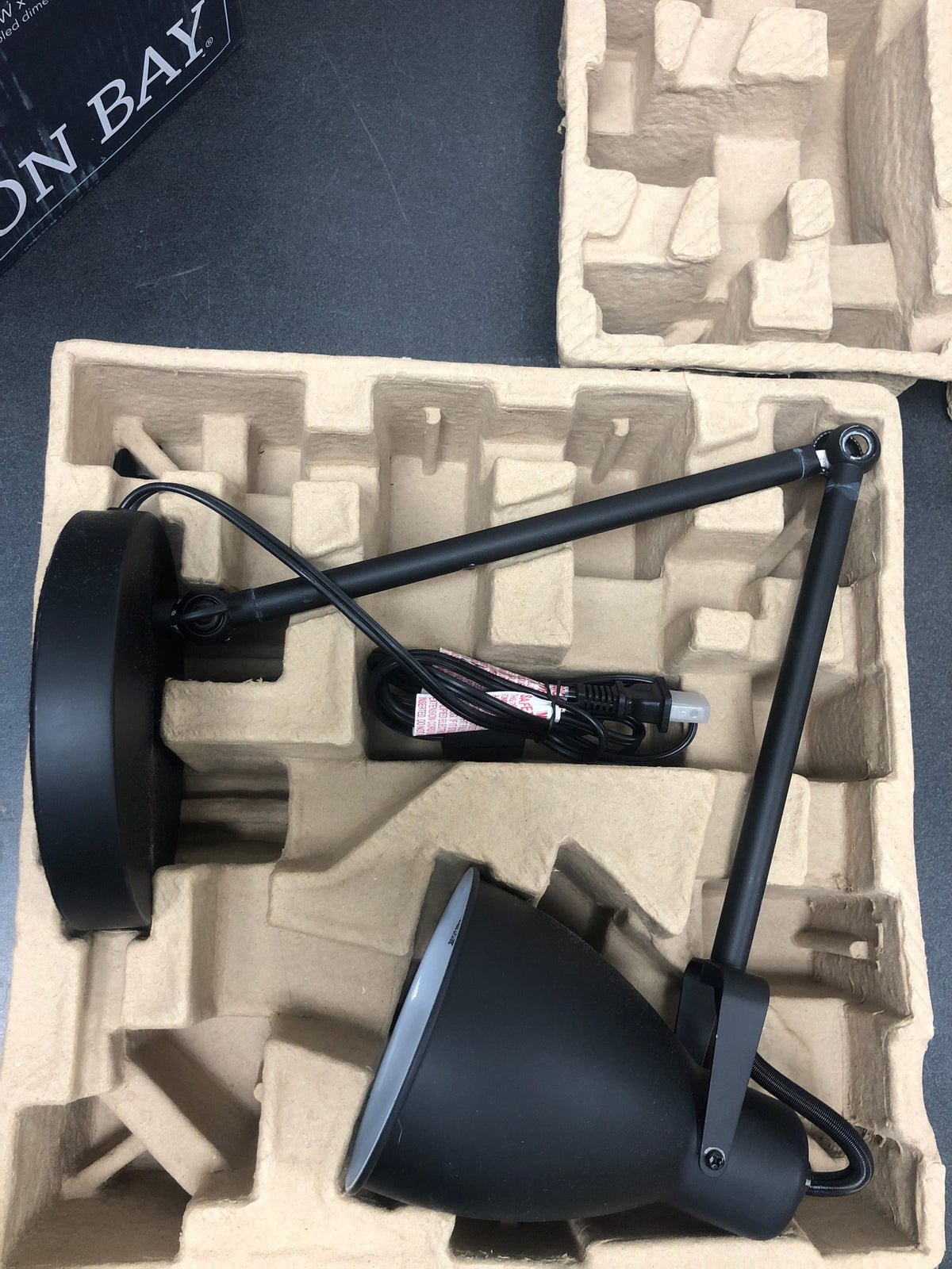 Hampton bay RS2204161BK 24 in. Black Architect Desk Lamp