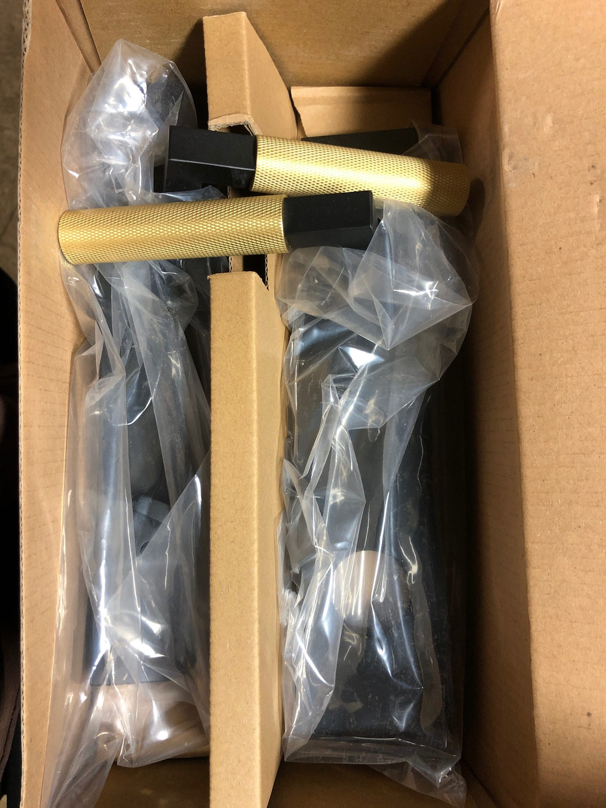 Ridgecrest Levanto Sideplate Entry Set w/ Deadbolt Satin Brass Knurled Lever Grip Satin Brass - LV307-SB-GRIP-KN-SB