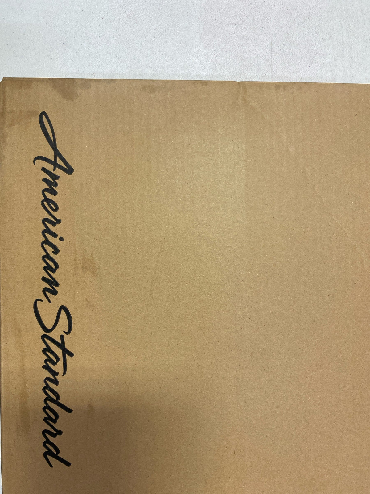 American standard 5320B65CT.222 Champion 4 Round Slow Close Toilet Seat in Linen