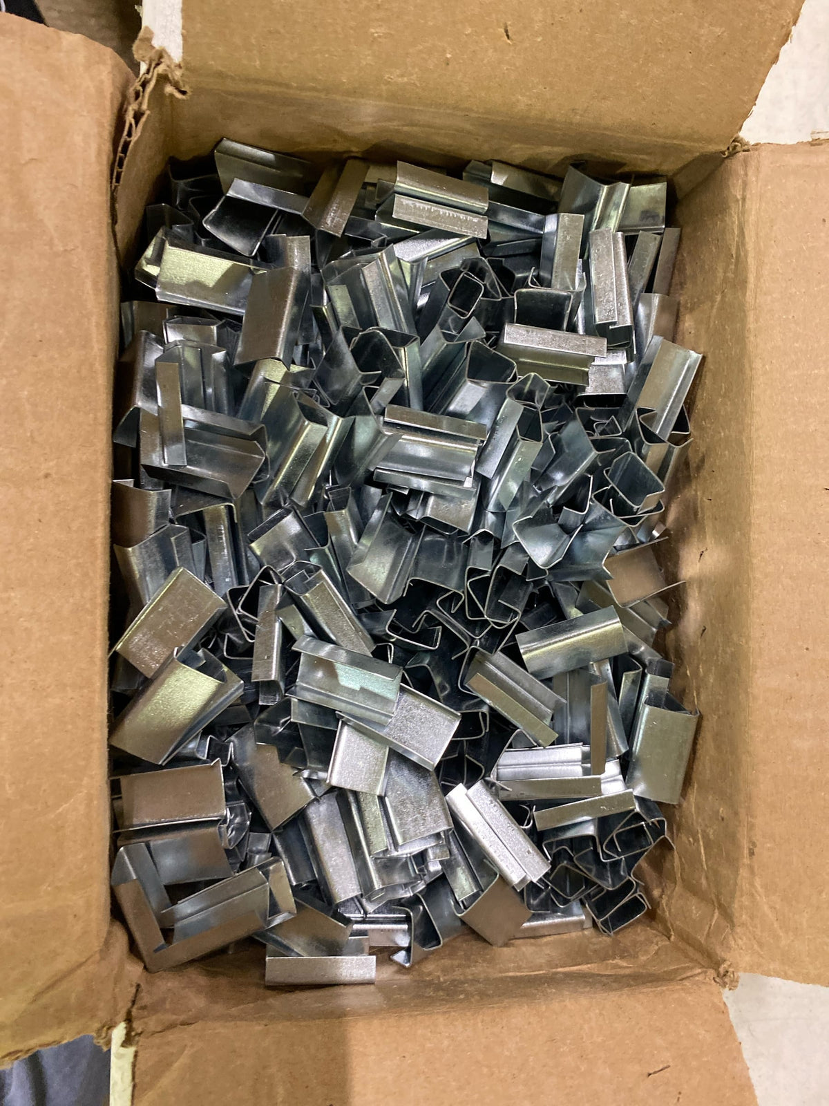 Steel Strapping Seals for Use with 5/8"W Steel Strapping Tools - 1