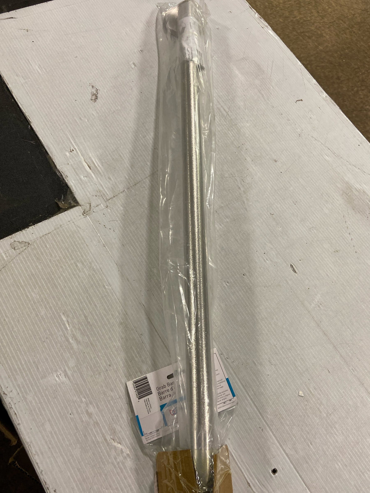 Moen R8732P Home Care 32" Grab Bar with 1-1/4" Diameter Bar - Peened