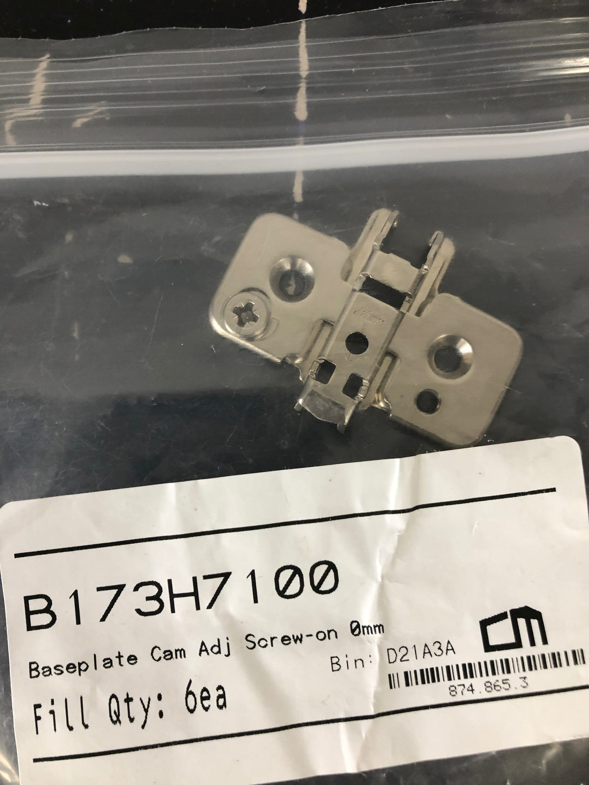 0 mm Screw-on Cam Adjustable Wing Baseplate for Blum Cliptop Hinges B173H7100
