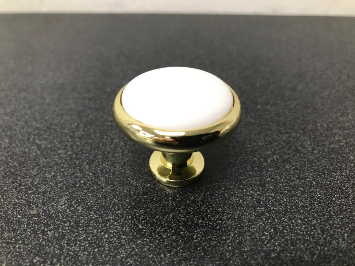 Hickory Hardware P427-W Tranquility 1-3/8 Inch Mushroom Cabinet Knob - White
