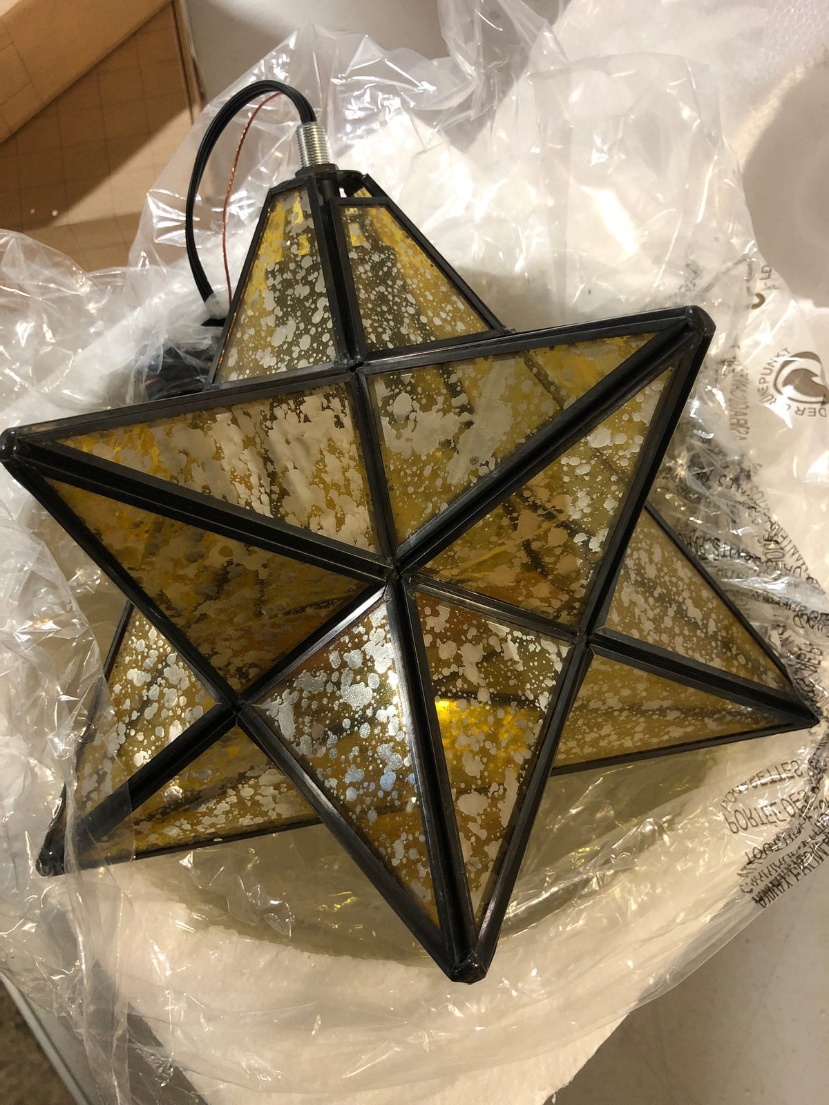 JONATHAN Y 12" Oil Rubbed Bronze/Yellow Mercury Glass Moravian Star LED Pendant, Metal Hanging Lantern with Clear Glass for Kitchen Island Entryway Foyer, Adjustable Chain, LED Bulb Included JYL9072D