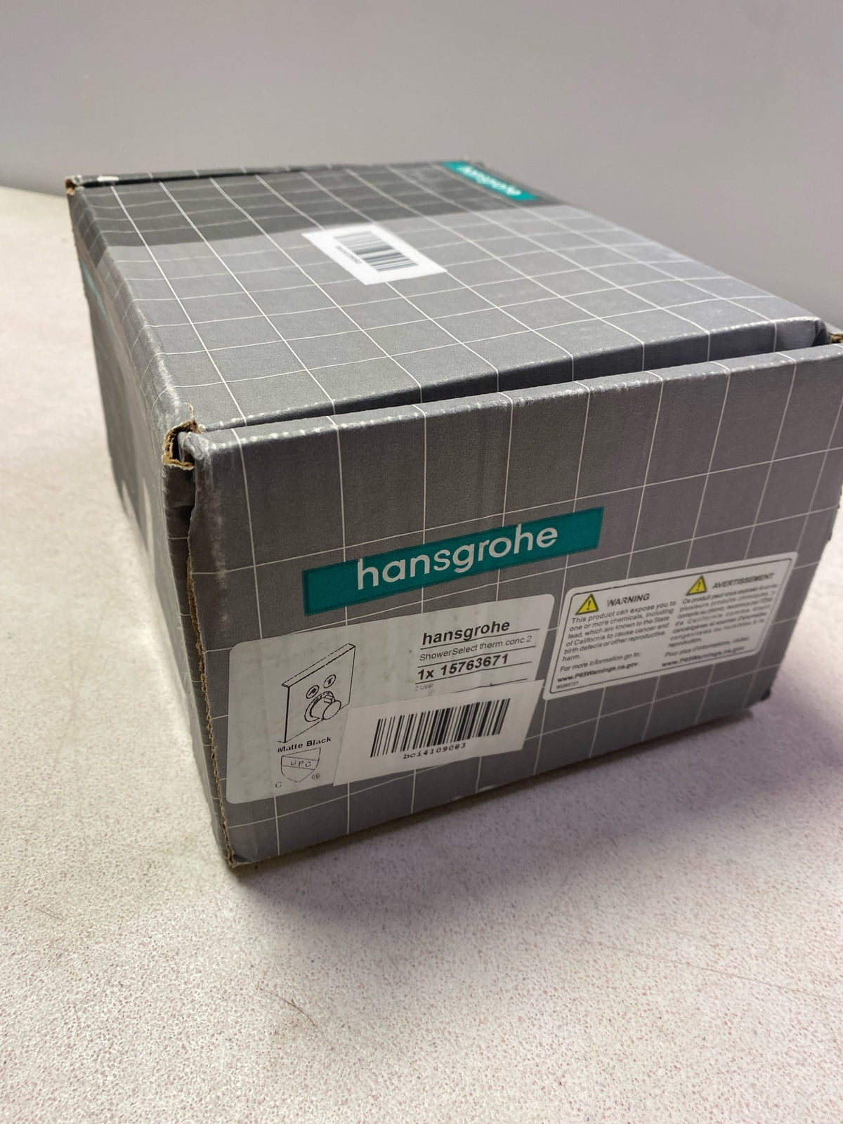 Hansgrohe 15763671 ShowerSelect Square Thermostatic Valve Trim with On/Off Select Push Button for 2 Distinct Functions - Less Rough In - Matte Black
