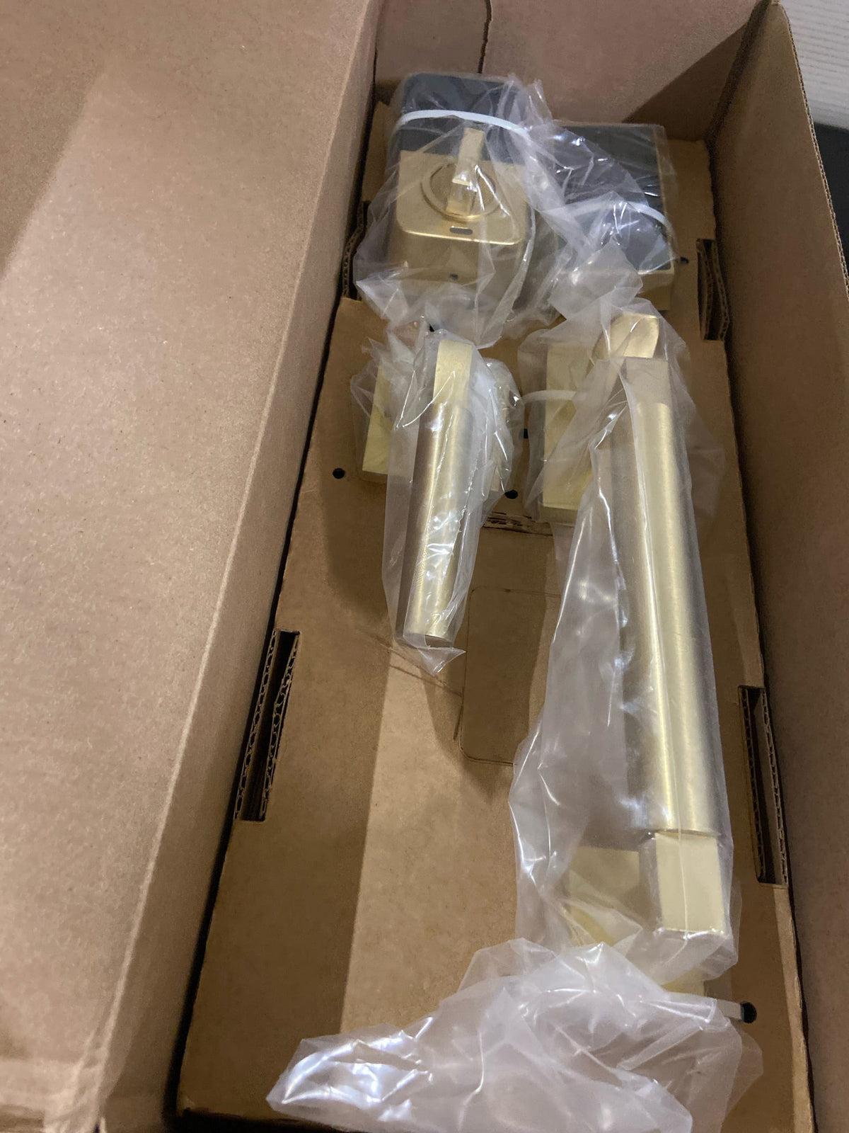 Emtek EMP23237HECRHUS4 Empowered 2 Hercules Smooth Right Handed Sectional Touchpad/Fingerprint Keyless Entry Handleset with Hercules Interior Lever and Bluetooth/WiFi - Satin Brass