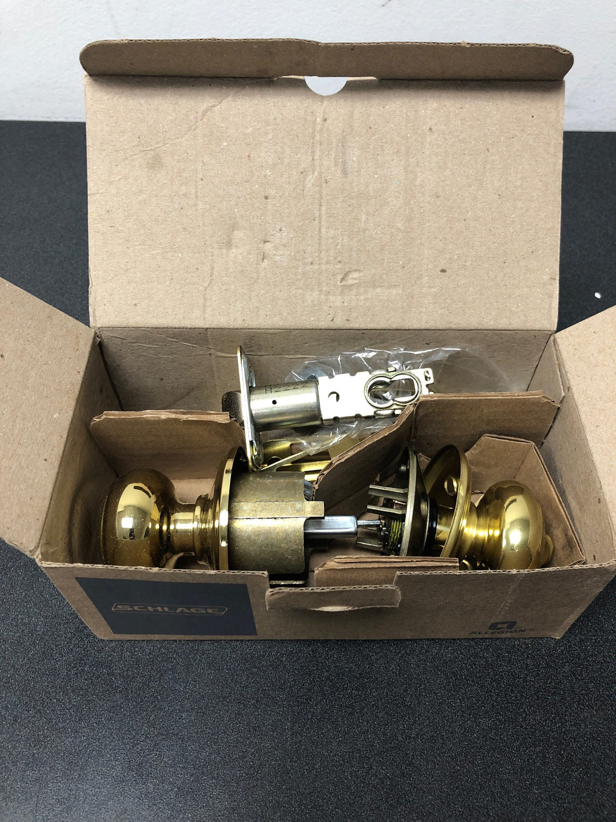 Schlage f51a georgian 505 entry door lock lifetime bright brass
