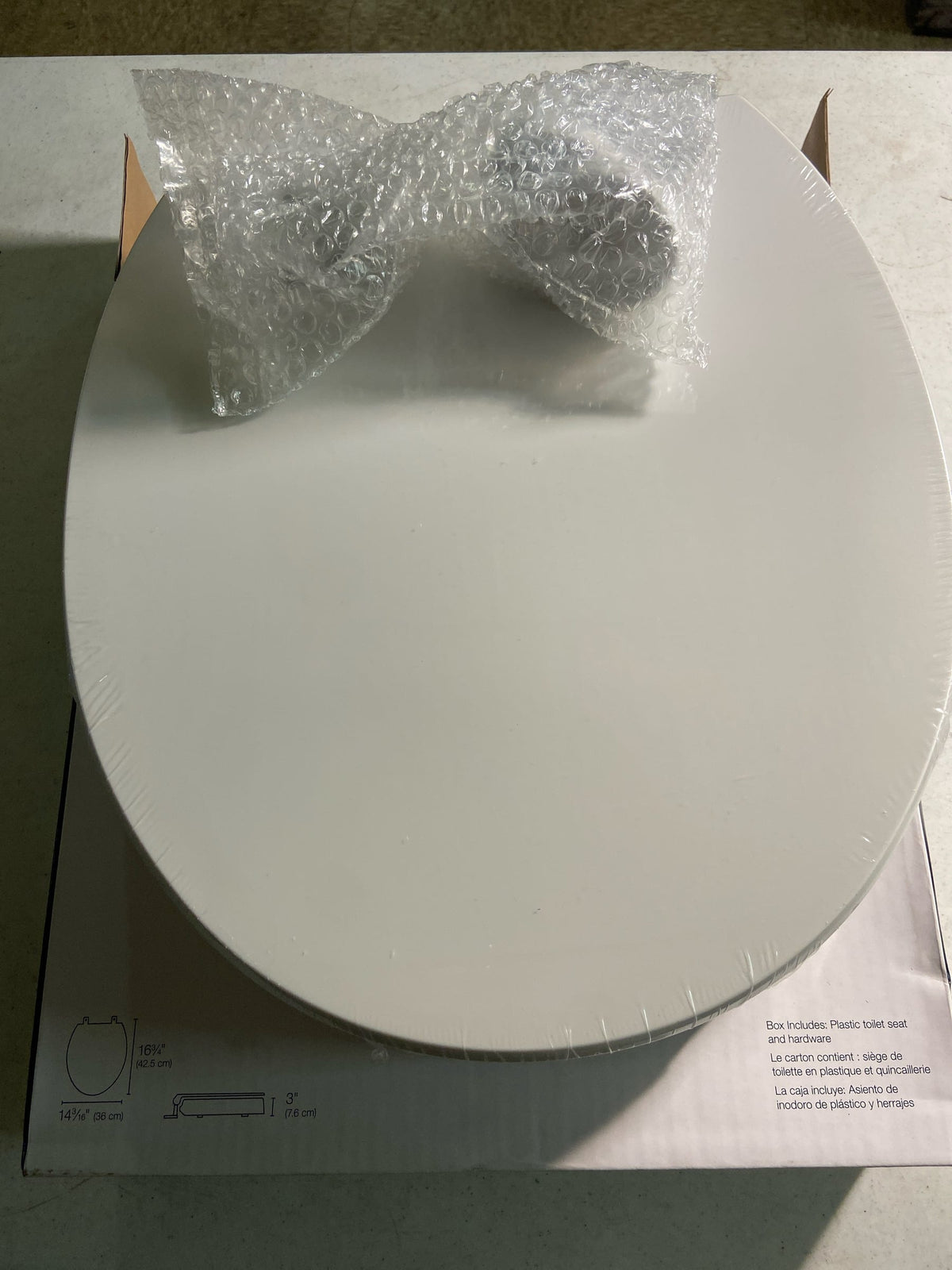 Kohler K-25876-0 Hyten Round Closed-Front Toilet Seat with Soft Close - White