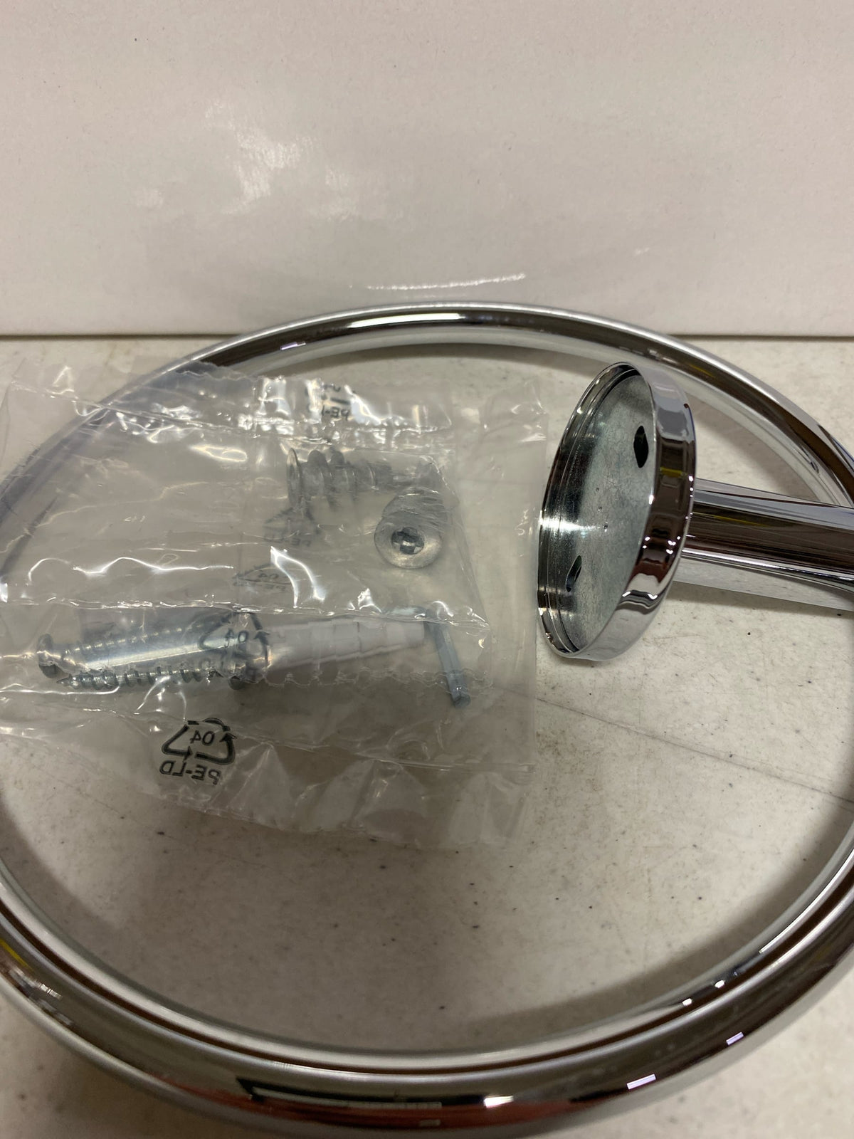 Lomia Towel Ring (Polished Chrome)