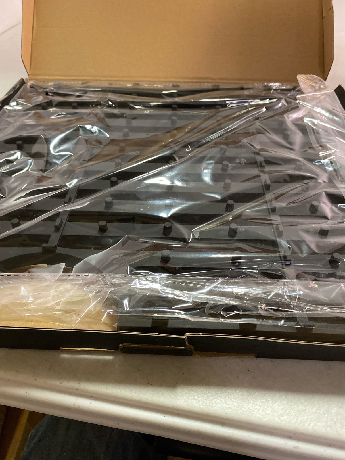 Vigo VGSG2815MB 15" L x 28" W Silicone Basin Rack - Matte Black
