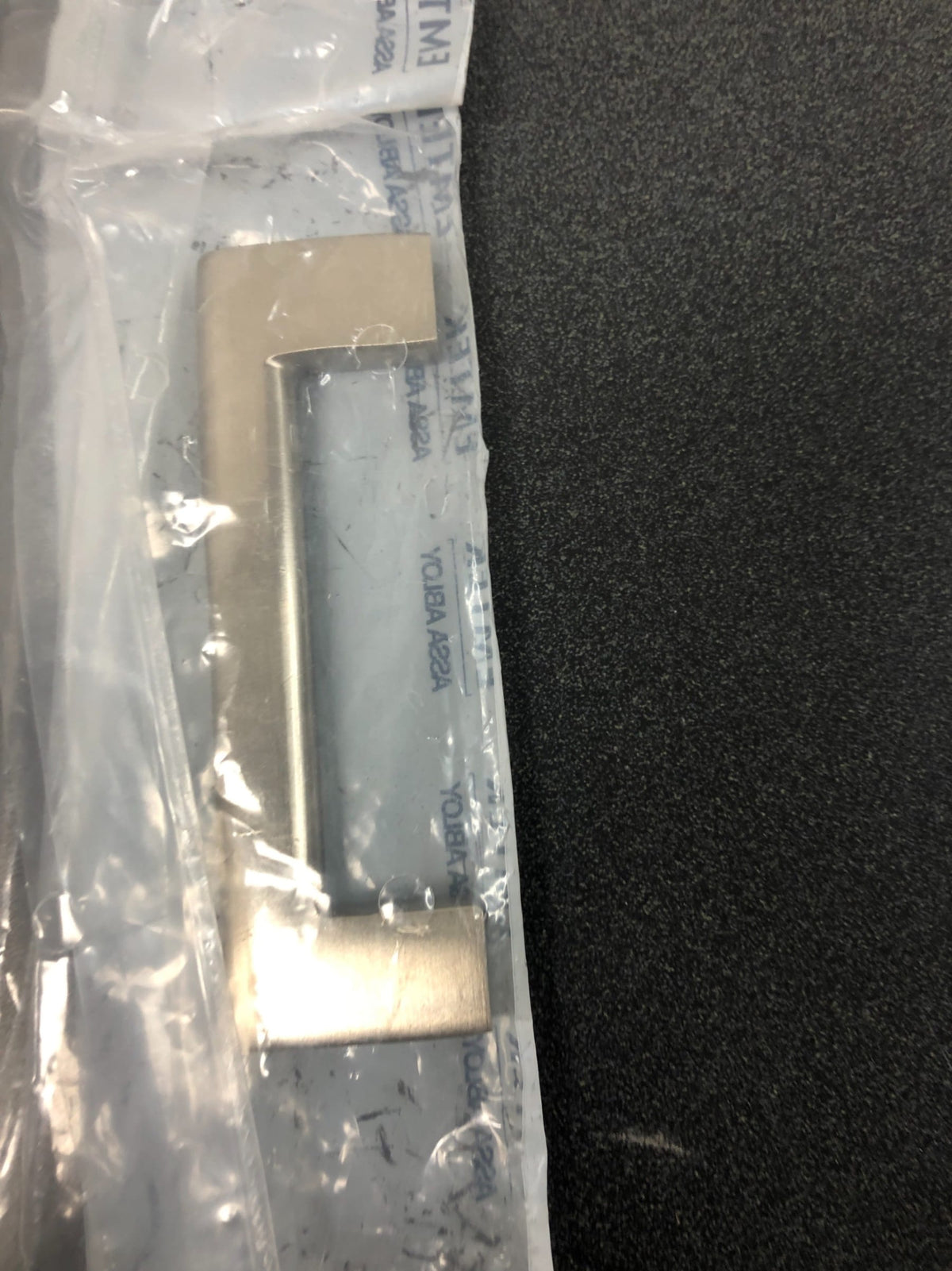 Emtek 86162US15 Trail 3-1/2 Inch Center to Center Handle Cabinet Pull - Satin Nickel