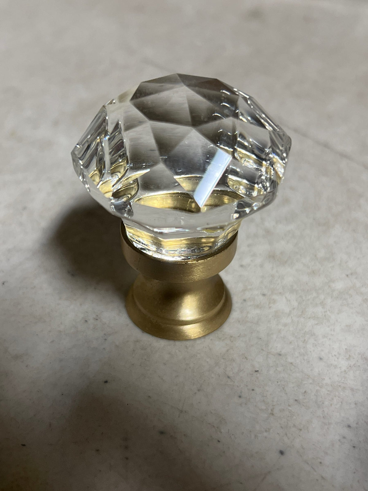 Emtek Diamond Glass Cabinet Knob 1 -1/4"