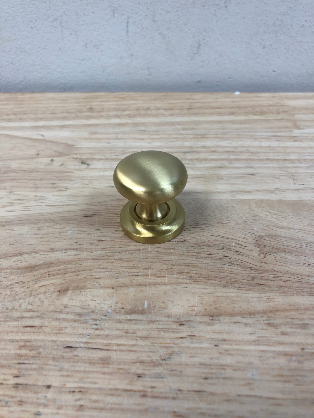 Signature Hardware 441652 1-1/4 Inch Diameter Round Cabinet Knob