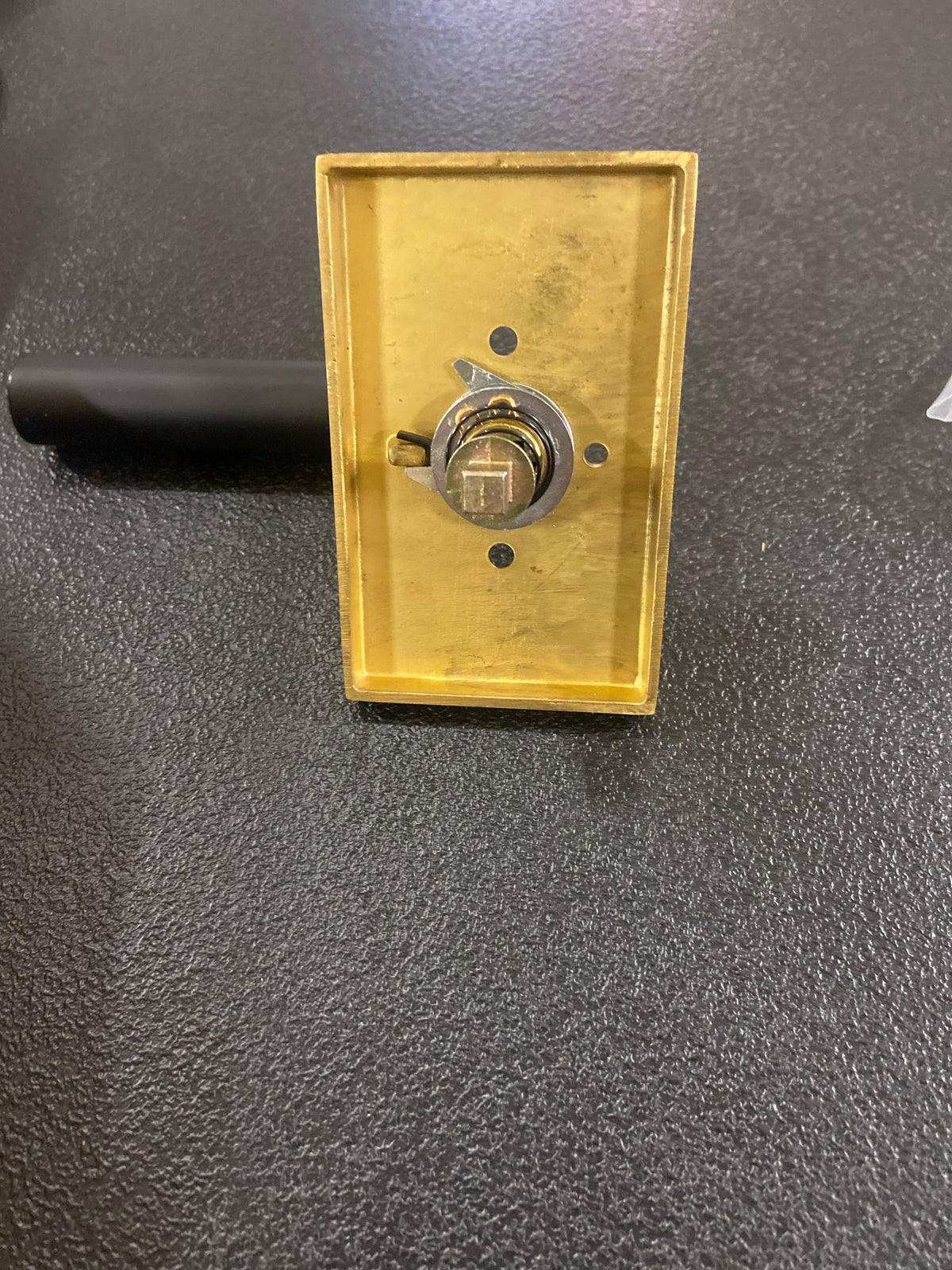 Emtek 520HECUS19LH.US4 Hercules Privacy Door Lever (US19) Set from the Modern Brass Collection - Modern Rectangluar Rosette (US4)