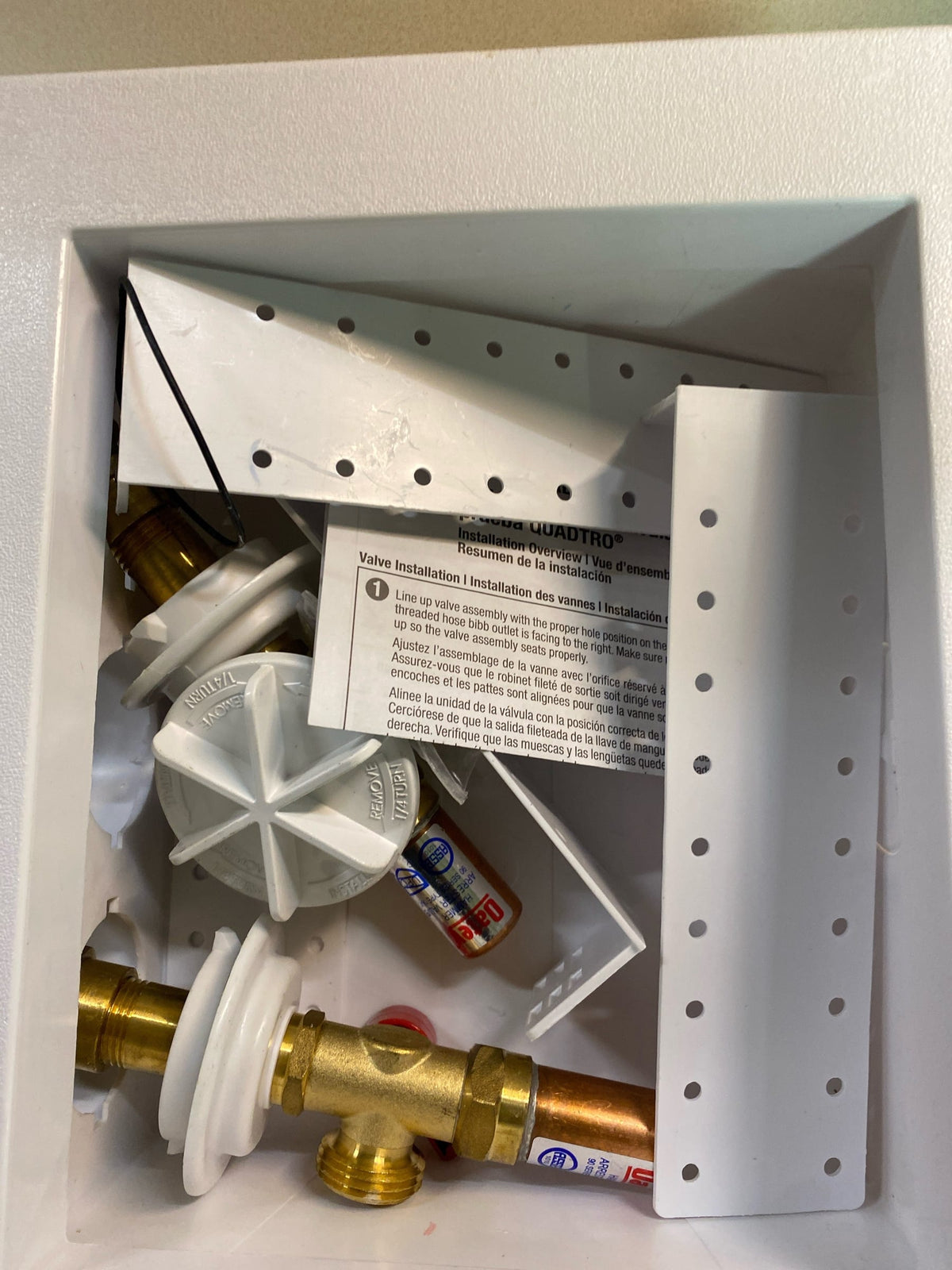 Oatey 383011 Quadtro 2 in. Push Connect Plastic Washing Machine Outlet Box with Hammer Arrestor 1/4 Turn