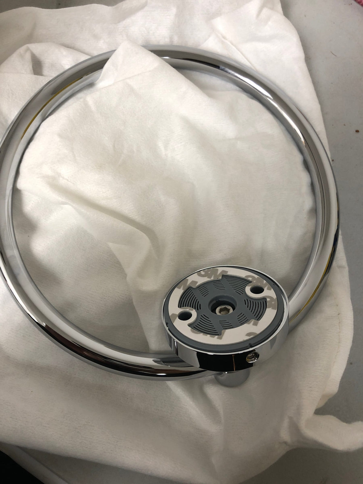 GROHE Essentials Towel Ring in StarLight Chrome-40365001