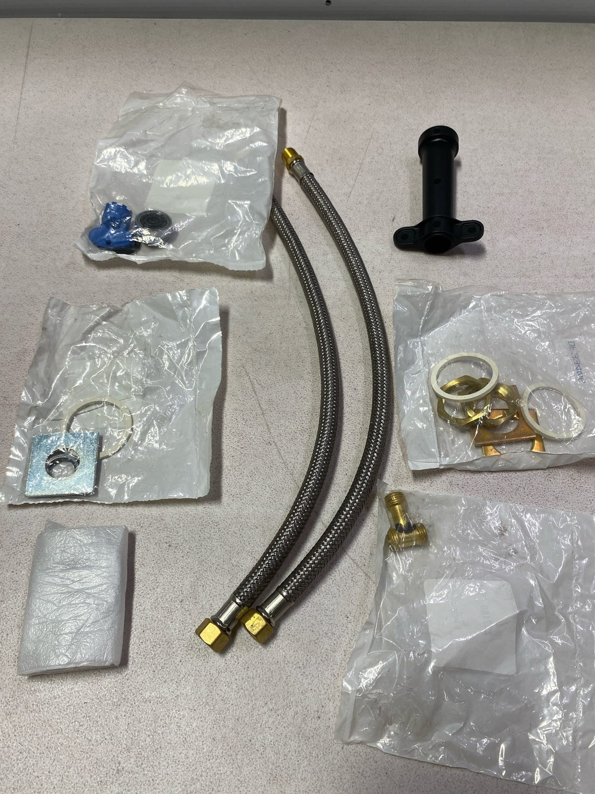 Delta 3579LF-WFLGHDF Commercial Widespread Bathroom Faucet - Chrome
