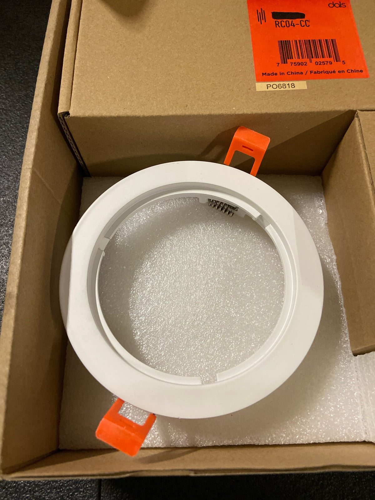 DALS Lighting RC04-CC-20-RGAZ-TWH Moda LED Canless Recessed Fixture with 4" Open Trims - 20 Degree Beam Angle and White Trim - Alzak