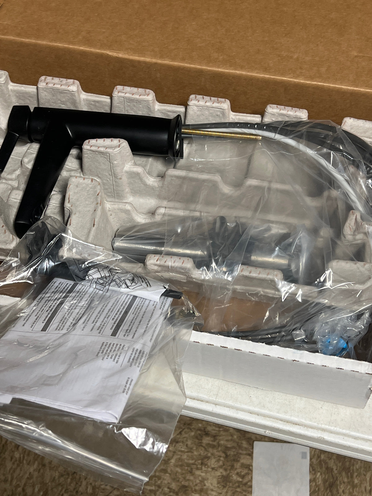 Delta 571-BLMPU-DST Galeon 1.2 GPM Single Hole Bathroom Faucet with Push Pop-Up Drain Assembly - Matte Black