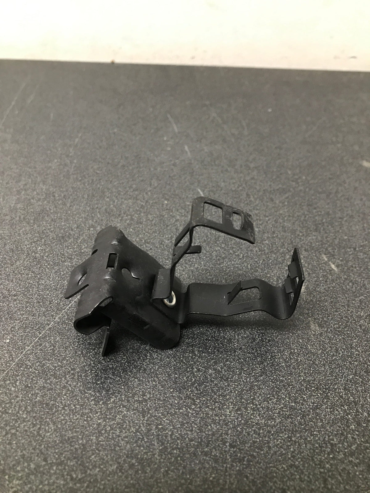 Superstrut ZCC1/23/4H1/4-3 Flange Vertical Mount Conduit Clips (5-Pack) - Strut Fitting