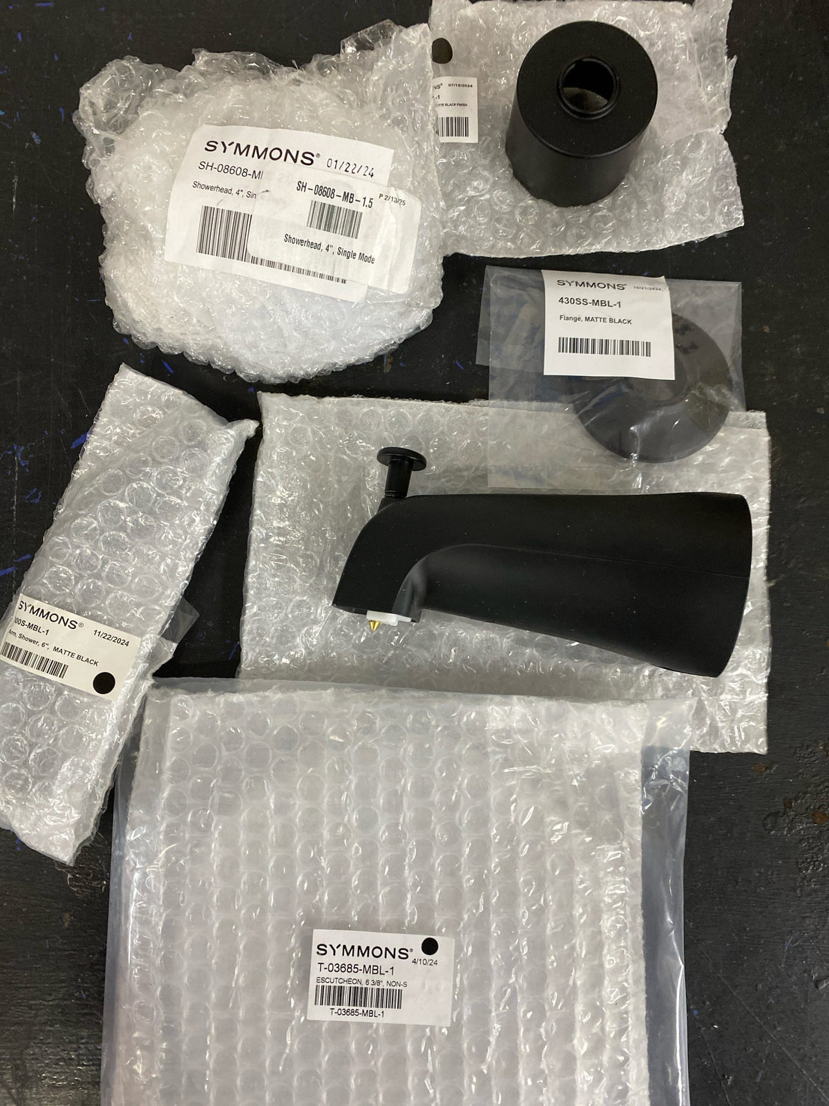 Symmons 6792MB15TRM Identity HydroMersion Tub and Shower Trim Package with 1.5 GPM Multi Function Shower Head - Matte Black