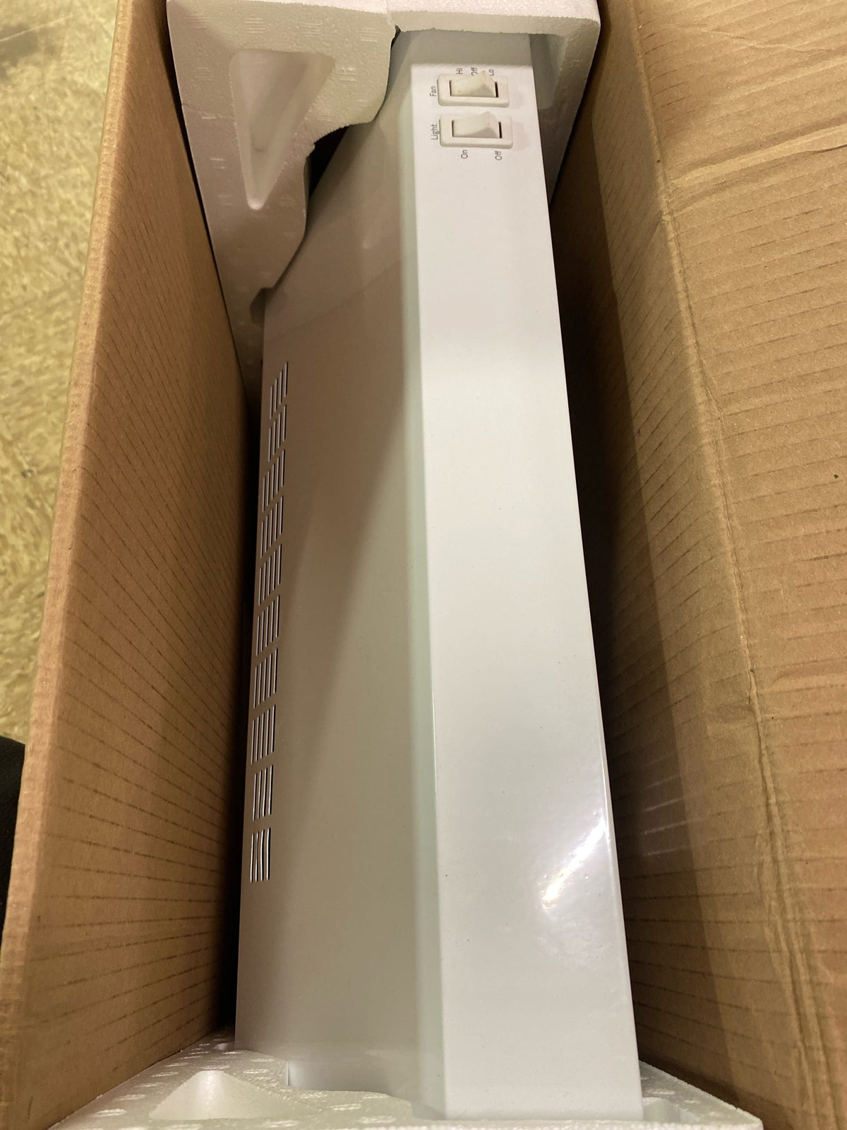 Summit 20” Under Cabinet Convertible Range Hood, Convertible Range Hood, ADA Compliant, White- HC20WWADA