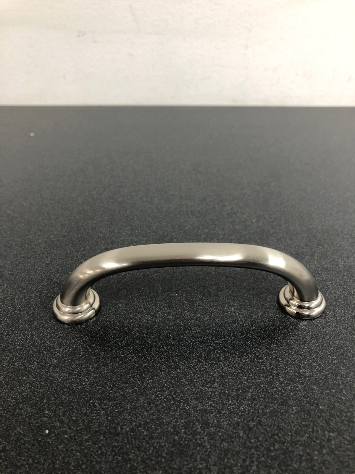 Hickory Hardware P2281-SN Zephyr 3-3/4 Inch Center to Center Handle Cabinet Pull - Satin Nickel