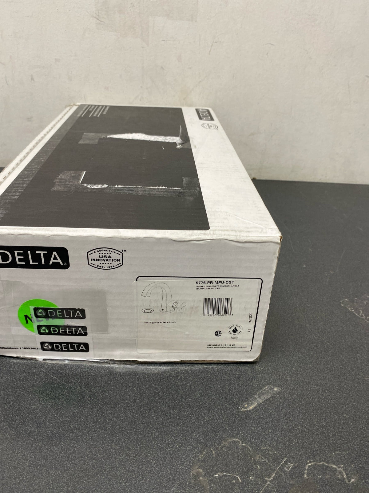 Delta 5776-PR-MPU-DST Stryke 1.2 GPM Single Hole Bathroom Faucet with Push Pop-Up Drain Assembly, Helo Style Handle, Diamond Seal Ceramic Disc Cartridges, and Arc Spout - Lumicoat Chrome