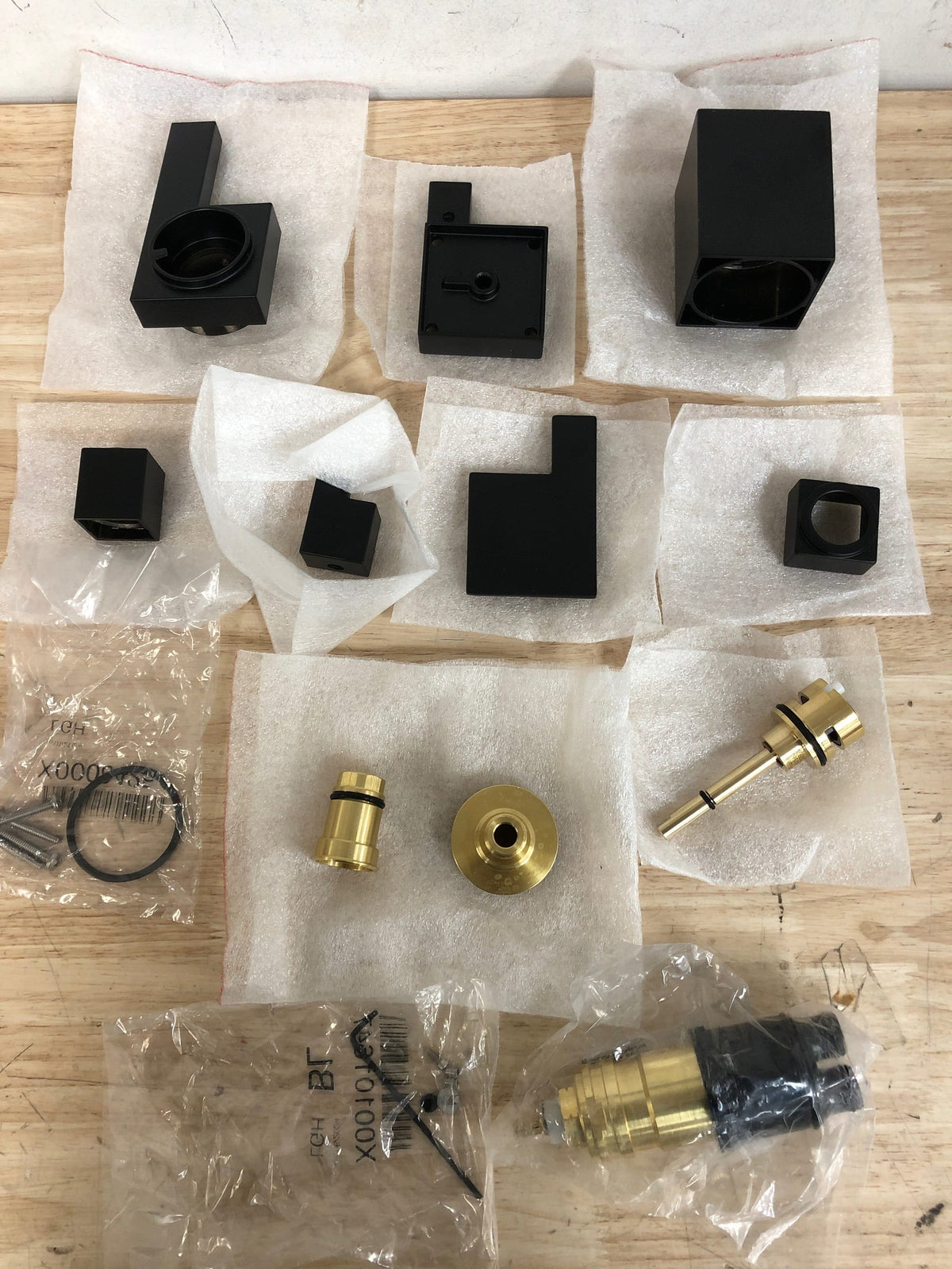 Brizo T75580-BL Siderna Thermostatic Valve Trim with Integrated Volume Control and 3 Function Diverter for Two Shower Applications - Less Rough-In - Matte Black