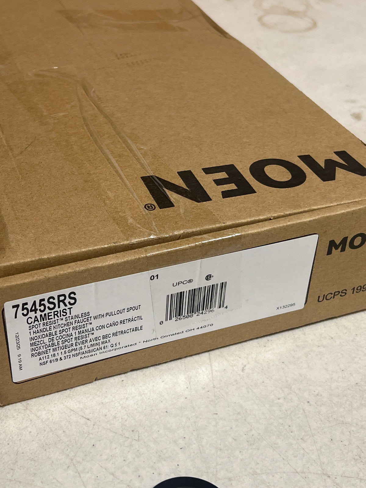 Moen 7545SRS Camerist Single Handle Kitchen Faucet with Pullout Spray - Spot Resist Stainless