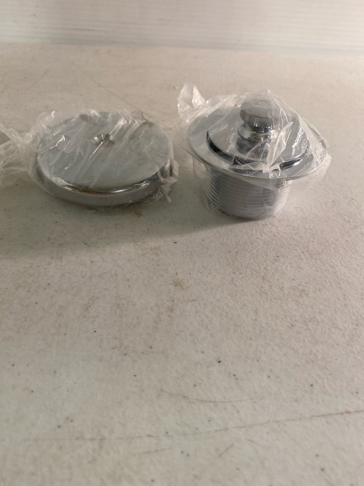 Moen T90331 1-1/2" Threaded Tub Drain Kit with Push-N-Lock Drain Assembly - Chrome