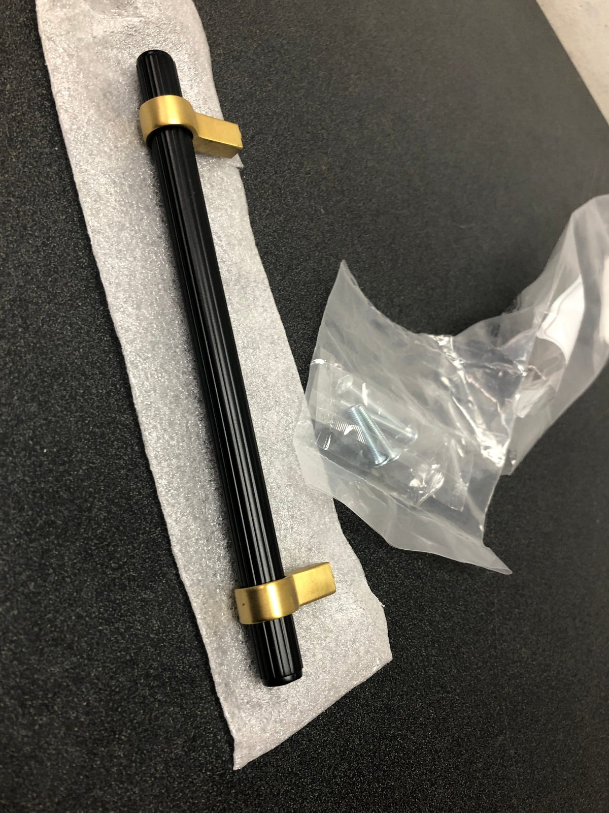 Belwith Keeler B077051-MBBGB Sinclaire 6-5/16" Center to Center Ridged Bar Cabinet Handle / Drawer Bar Pull - Matte Black / Brushed Golden Brass