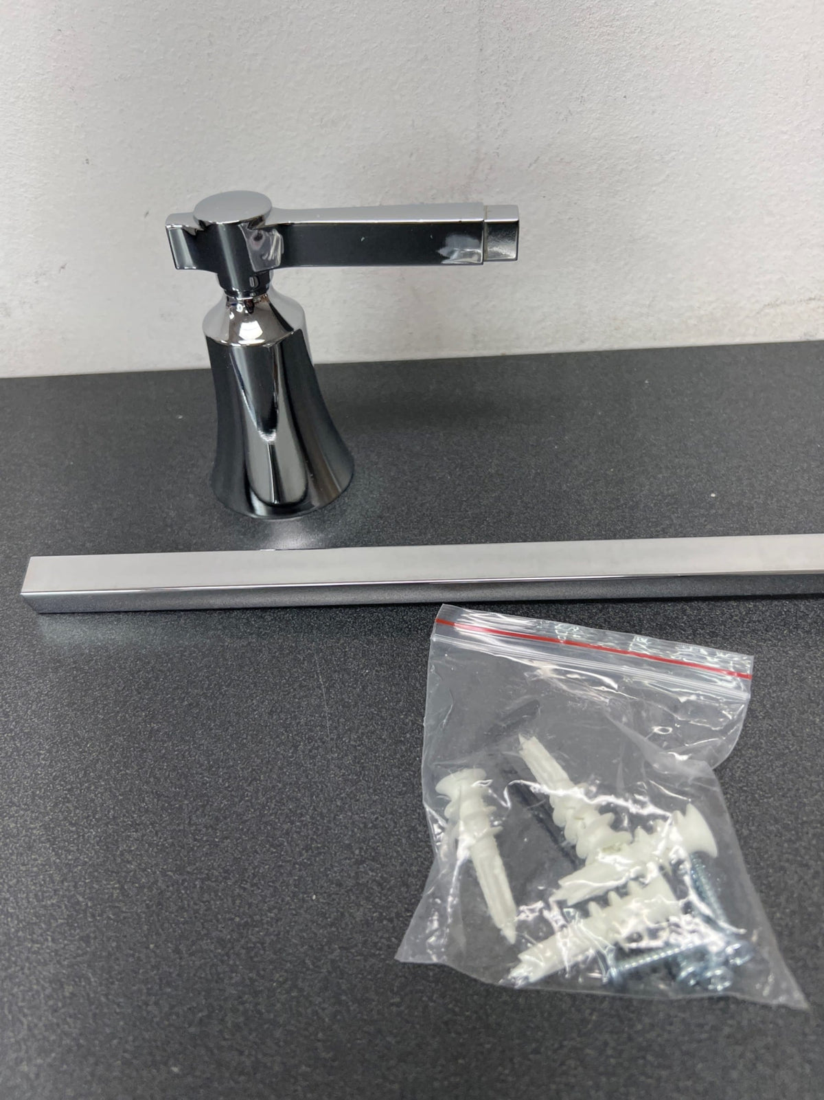 Moen YB0324CH 24" Flara Towel Bar - Chrome