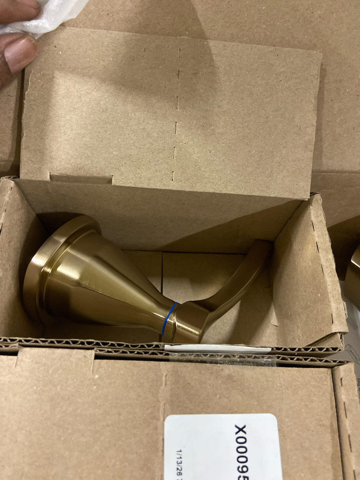 Delta T2776-CZ-PR Stryke Deck Mounted Roman Tub Filler with Lever Handles - Lumicoat Champagne Bronze