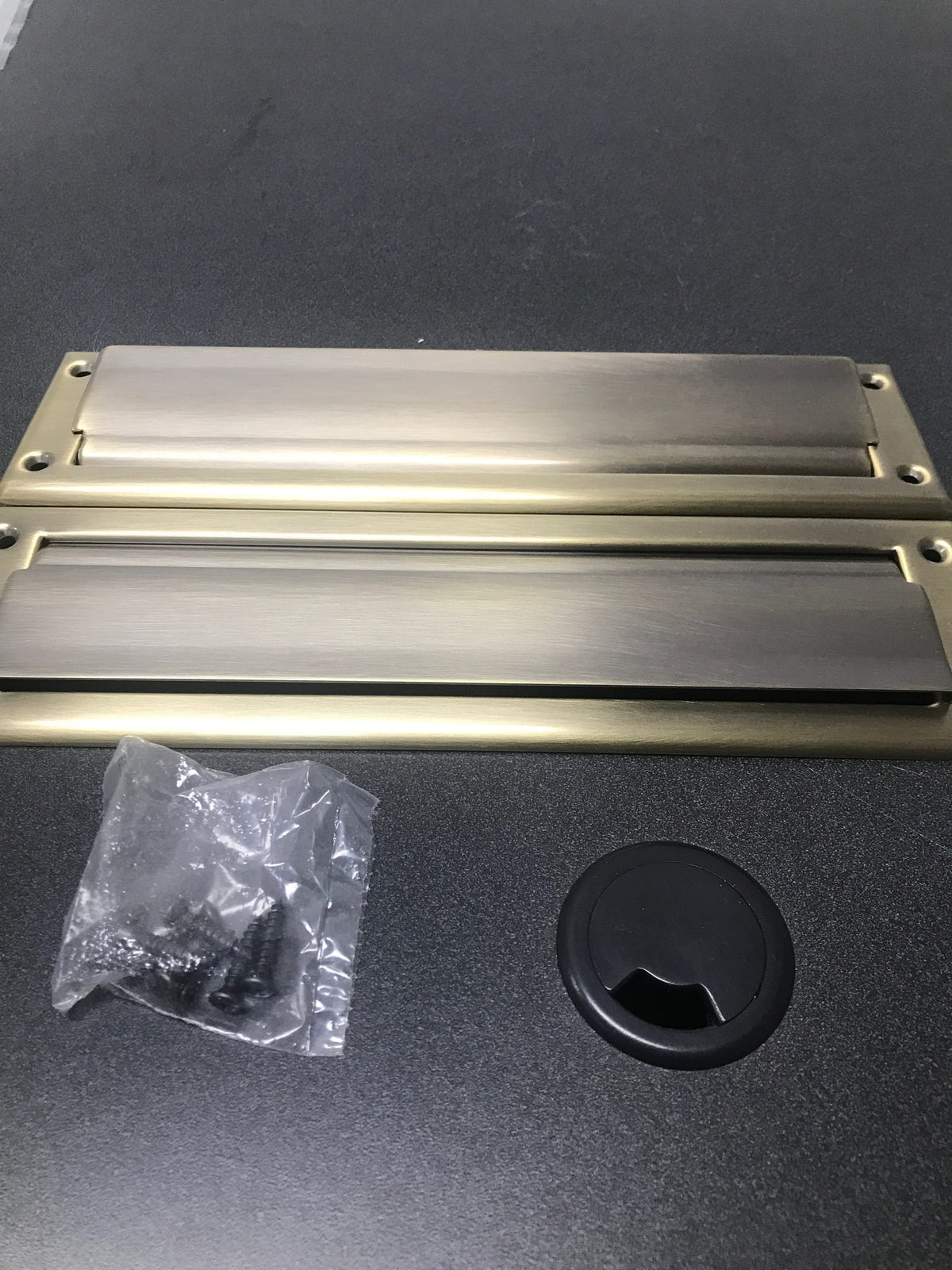 Baldwin 0014050 Package Sized Spring Tension Brass Letter Box Plate with Hinged Interior Cover - Satin Brass and Black