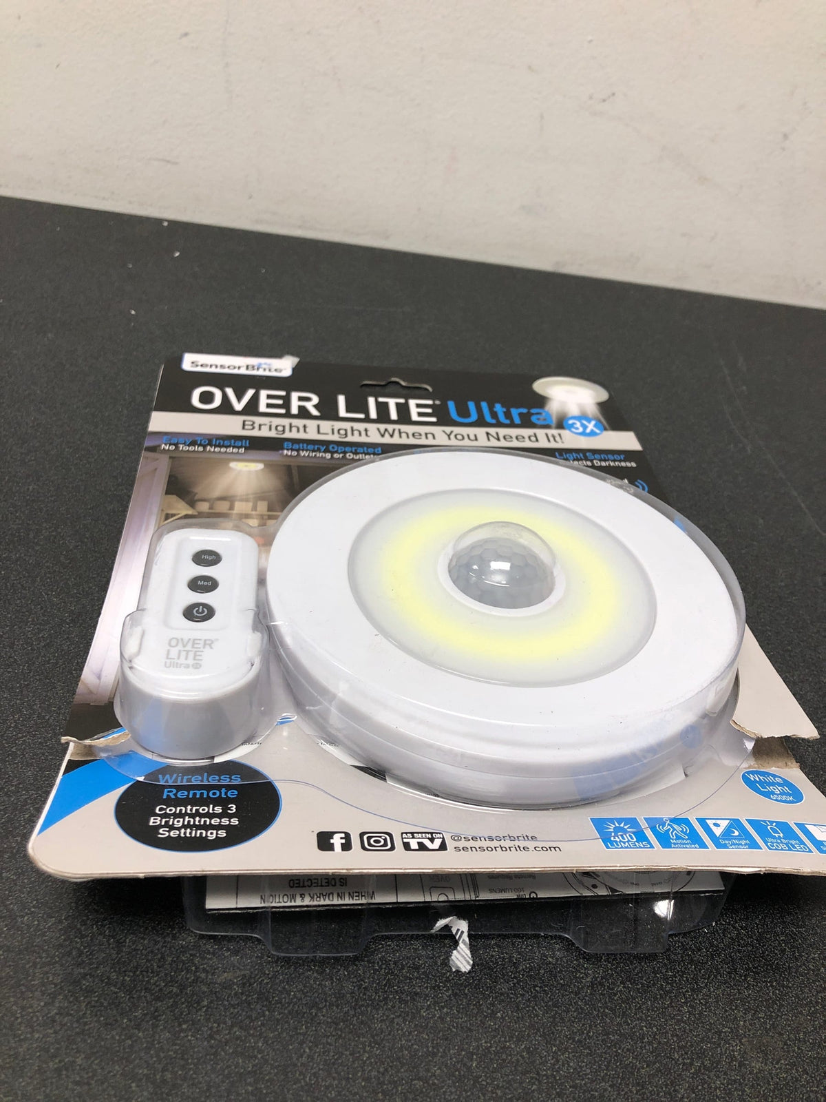 Sensor brite OLU-CD4 Ultra-Overhead Motion Activated LED Night Light Bulb