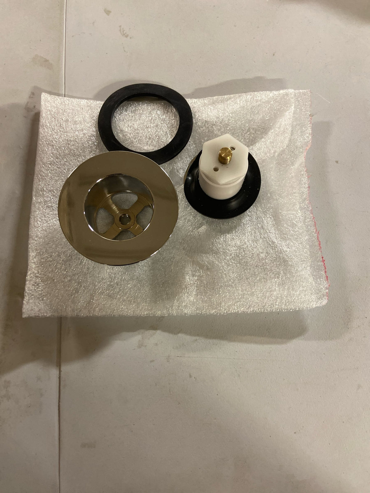 Delta Tub Drain in Chrome RP31558