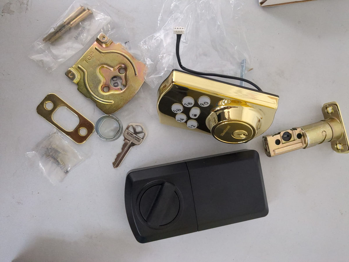 Kwikset 9240TRL-L03 Powerbolt 240 Traditional Single Cylinder Keyless Entry Deadbolt with 5-Button Keypad - Polished Brass