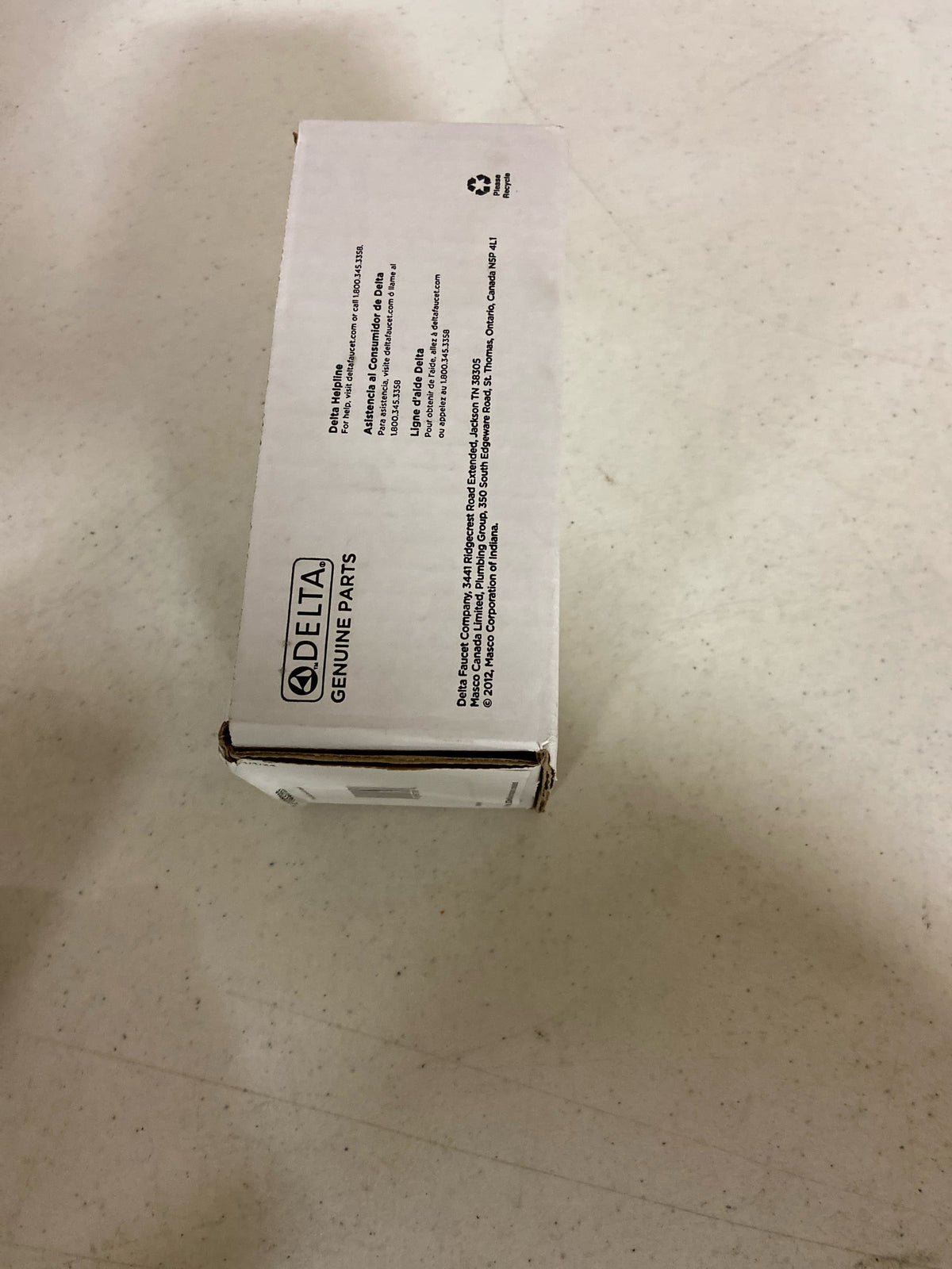Delta RP103375SS Modern 3 Hole Escutcheon and Gasket - Brilliance Stainless