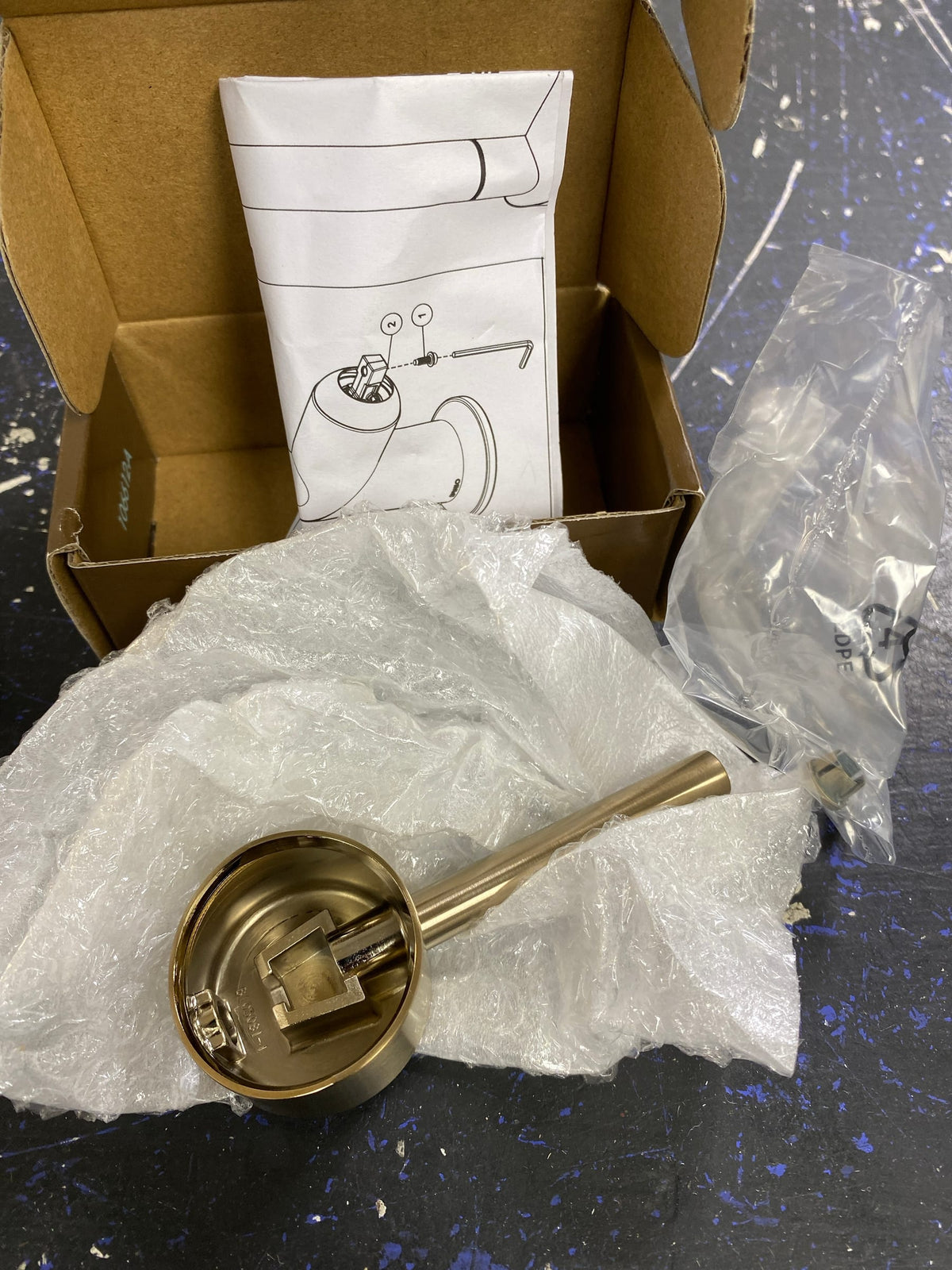 Brizo HLK175-GL Odin Collection Pull-Down Kitchen Faucet Lever Handle - Luxe Gold