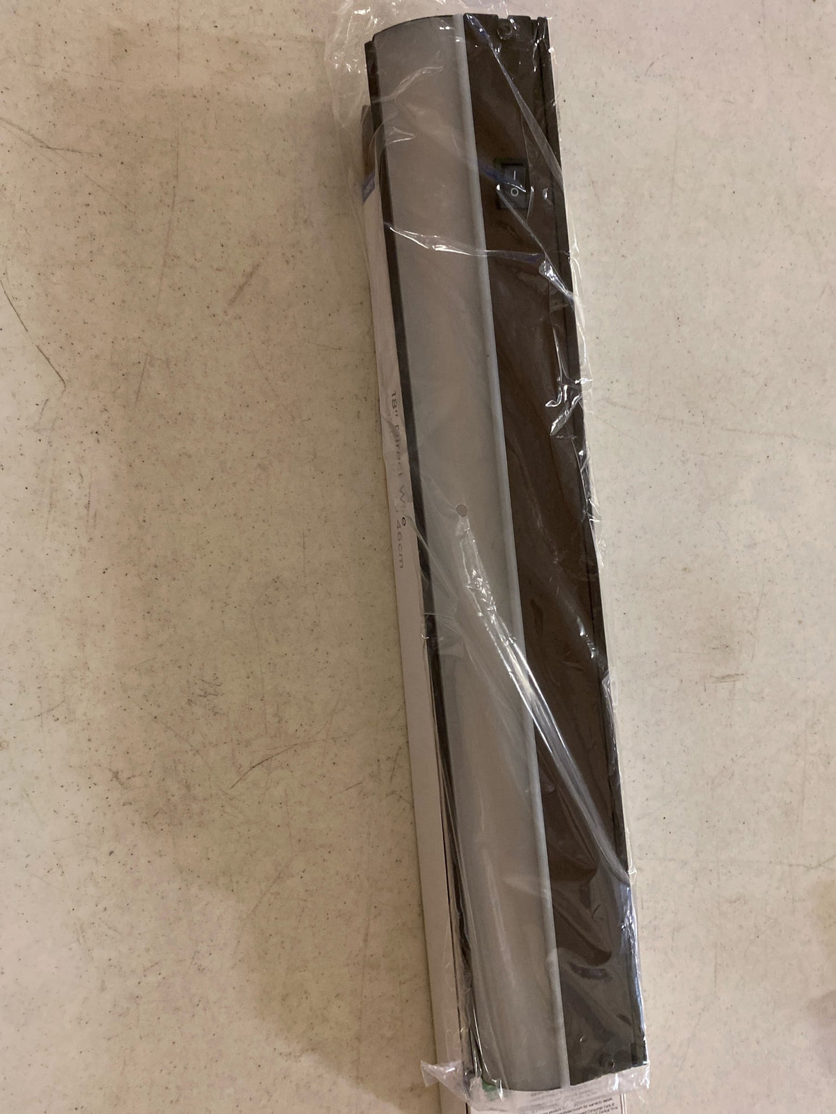 Ultra prograde 64770-T1 ProWire Direct Wire 18 in. LED Oil-Rubbed Bronze Under Cabinet Light