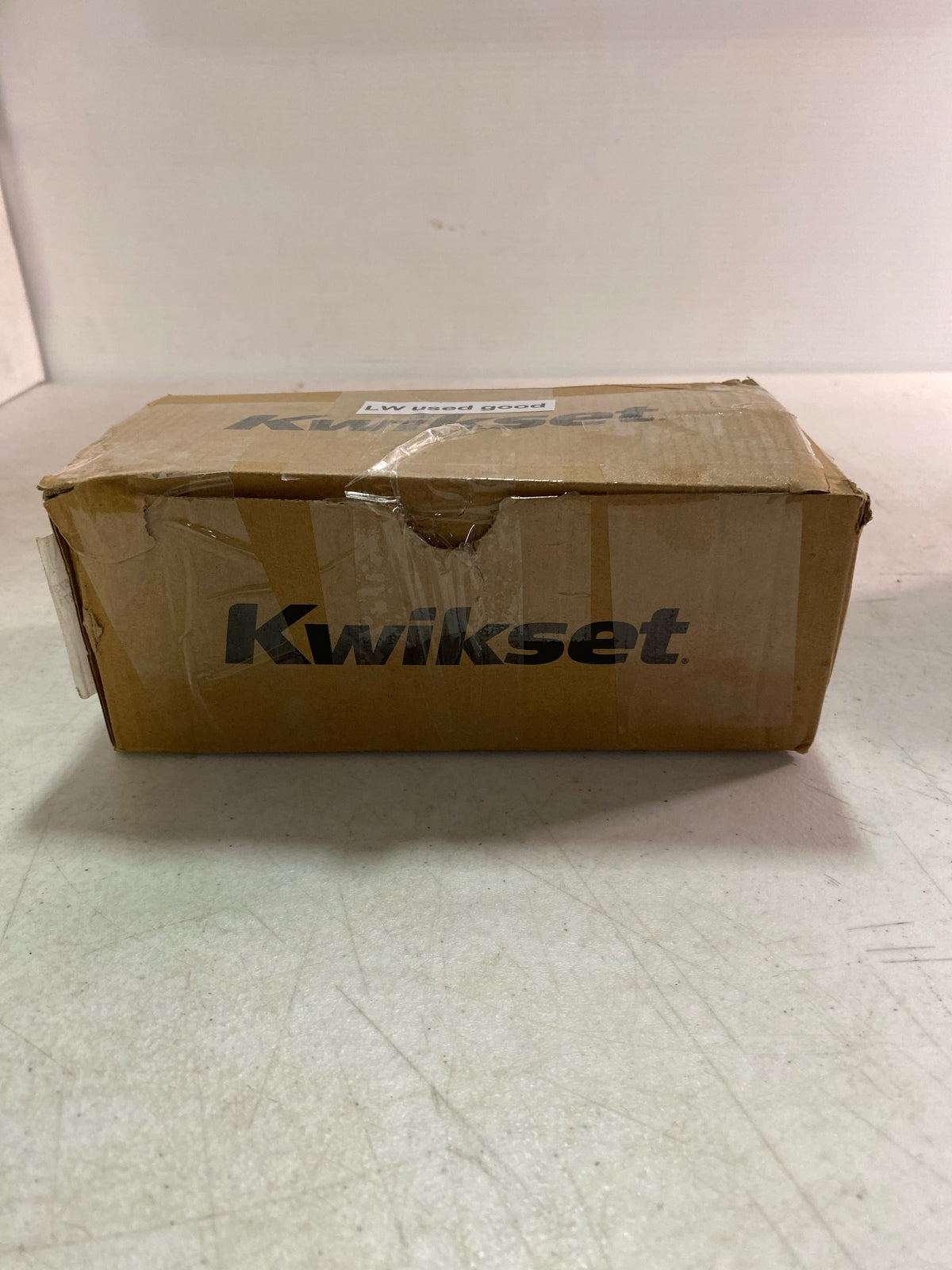 Kwikset 730PSKSQT-26 Pismo Privacy Door Knob Set with Square Rose - Polished Chrome