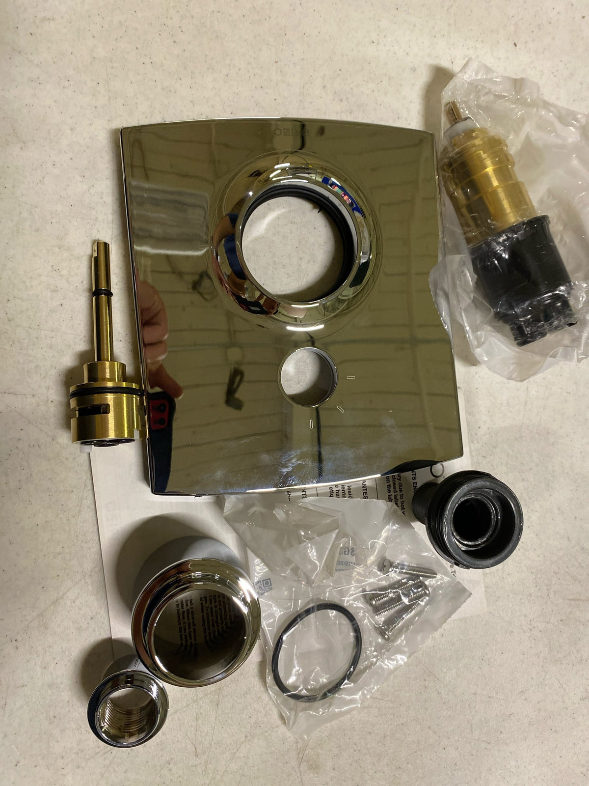 Brizo Kintsu: TempAssure Thermostatic Valve with Integrated 3-Function Diverter Trim - Less Handles - T75506-PCLHP