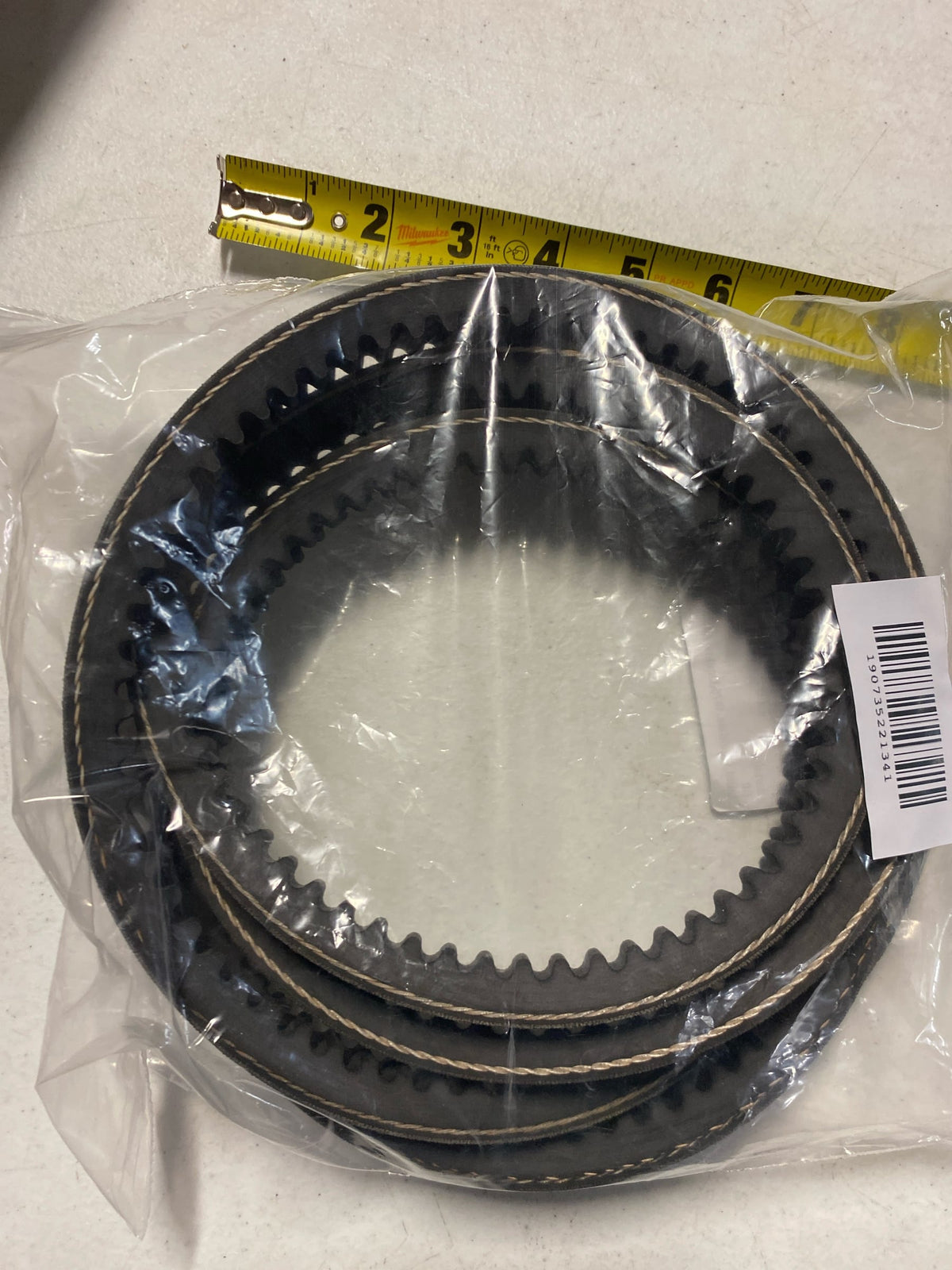 5VX1160 Cogged, Wedge V-Belt, 116 in Outside Length, 5/8 in Top Width, 17/32 in Thickness, 1 Ribs