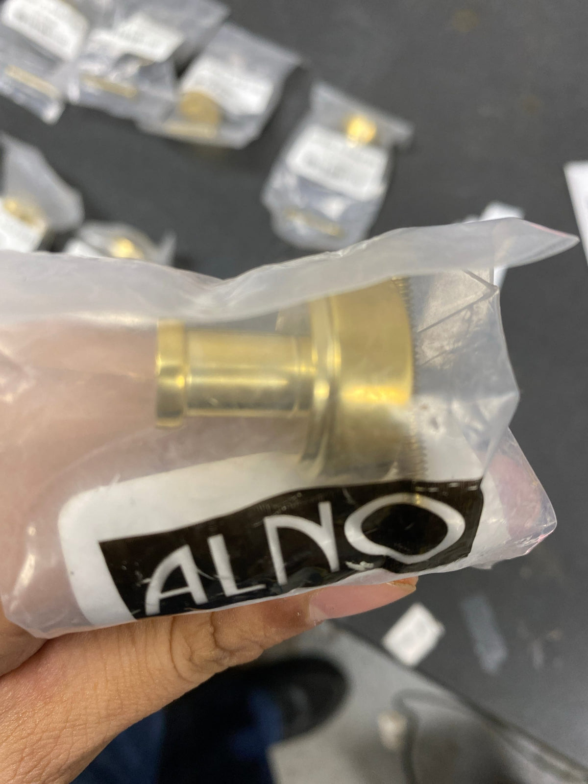 Alno A716-1-PB/NL Moderne 1" Round Flat Disc Mushroom Solid Brass Cabinet Knob Drawer Knob - Unlacquered Brass