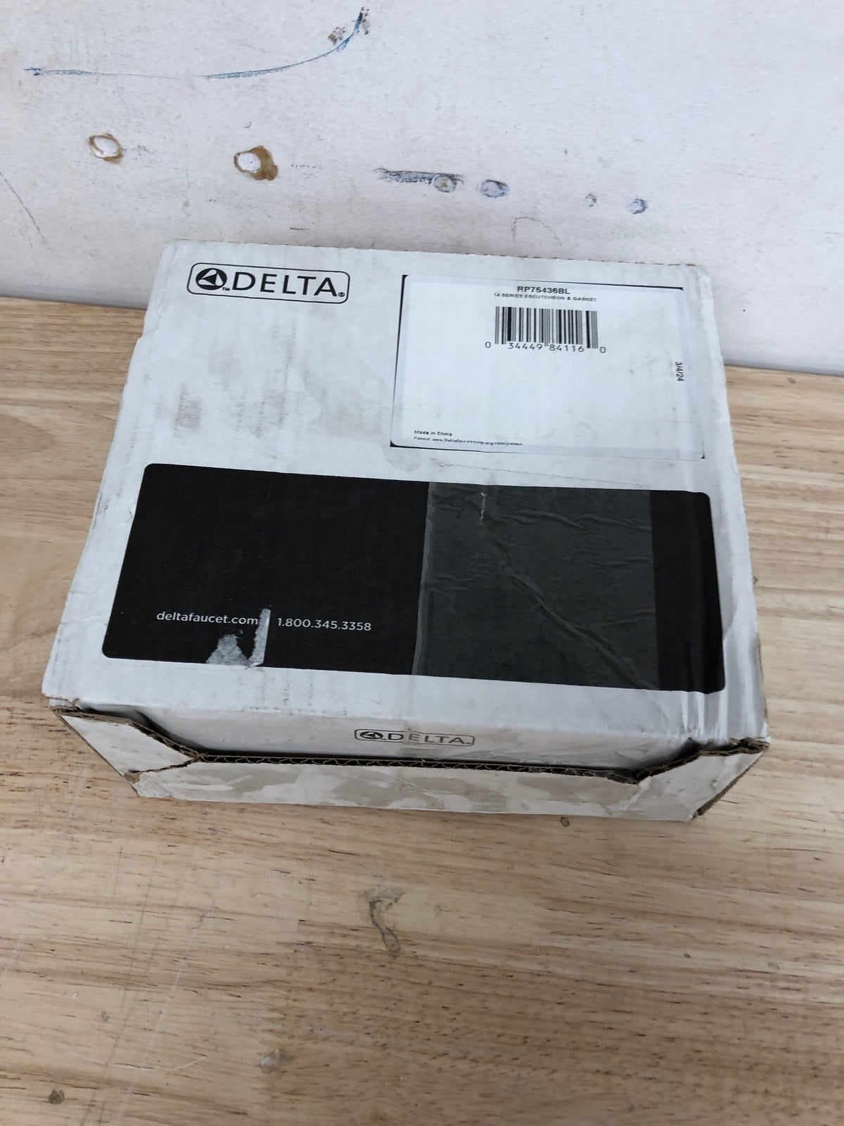 Delta RP75436 Ara Replacement Escutcheon Plate with Seal, Matte Black