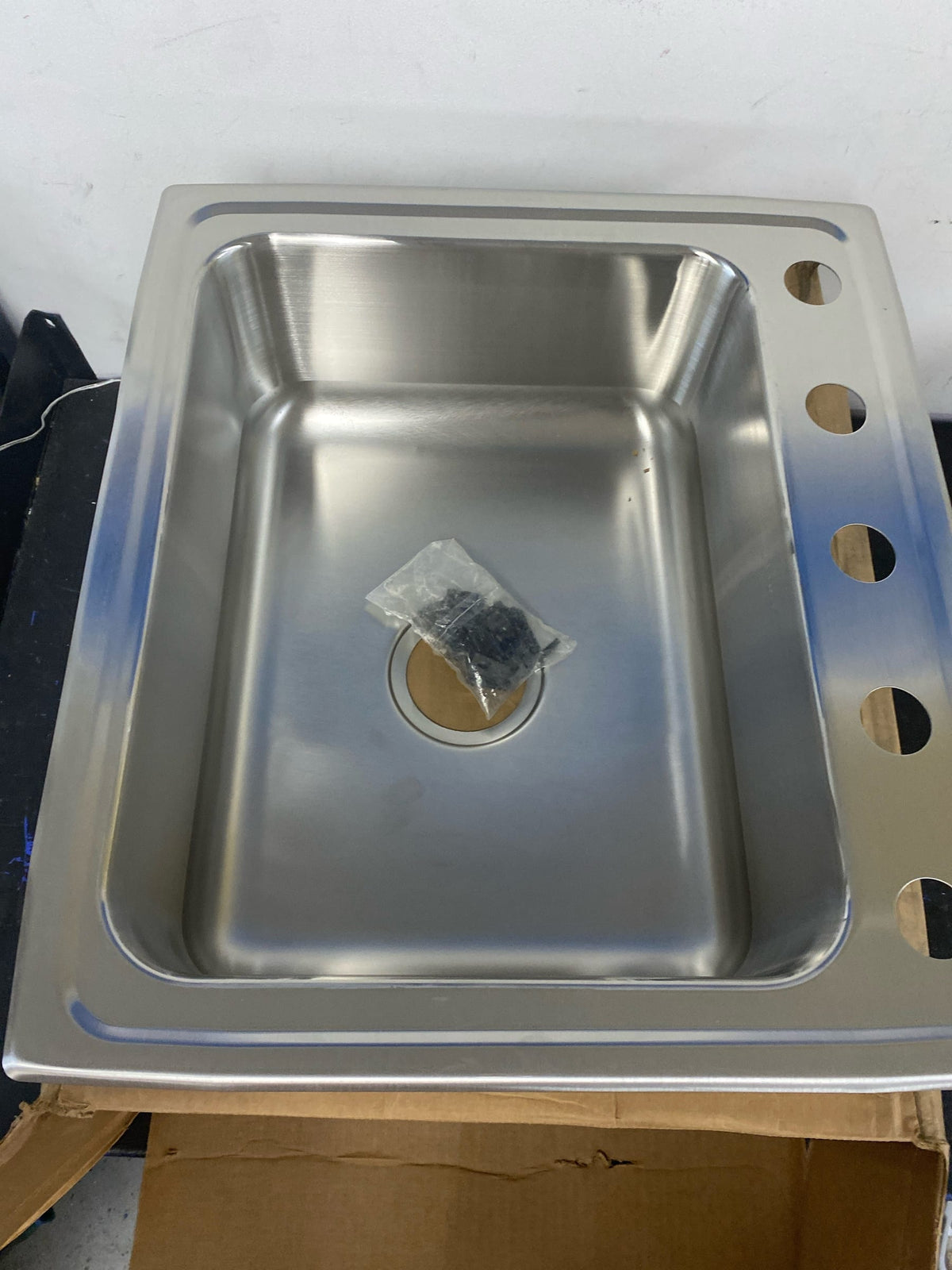 Elkay LR22195 Lustertone 22" Drop In Single Basin Stainless Steel Kitchen Sink - 5 Faucet Holes